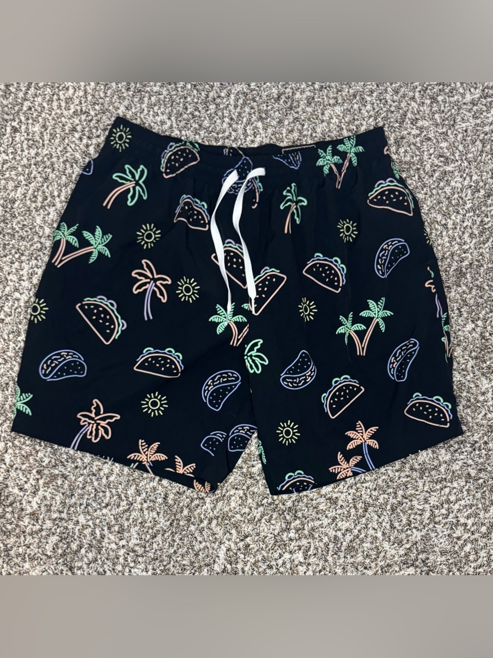 Chubbies Taco Palm Tree Swim Trunks Mens XL 7” Inseam Black Neon Beach Shorts
